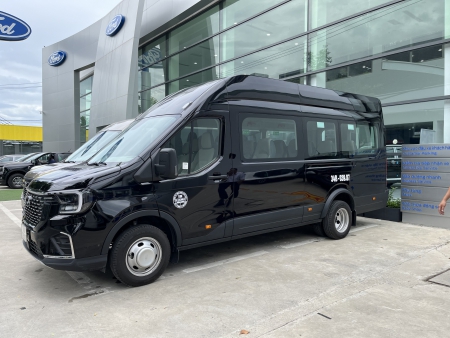 Transit Premium 18 chỗ