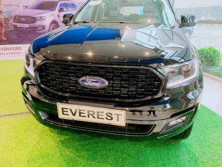 Ford Everest 4×2 Sport 2.0L